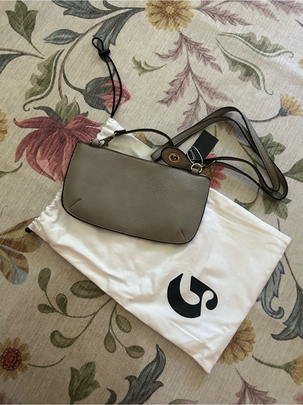 Joy Susan NWT wristlet